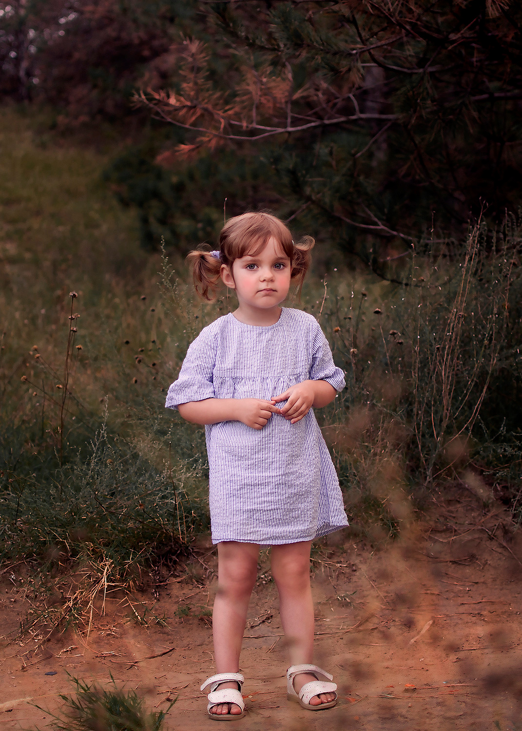 Прогулка сестренок. Семейный и детский фотограф в Москве Алена Прошкина