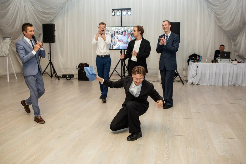 Максим и Катя. Ведущий на свадьбу в Москве Зубков Алексей