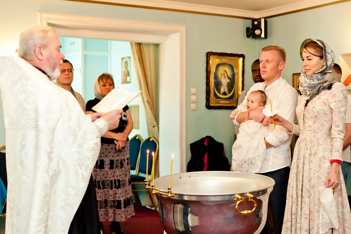 Крещение Свято-Троицкий Храм. г. Всеволожск. Фотограф на крещение в Санкт Петербурге