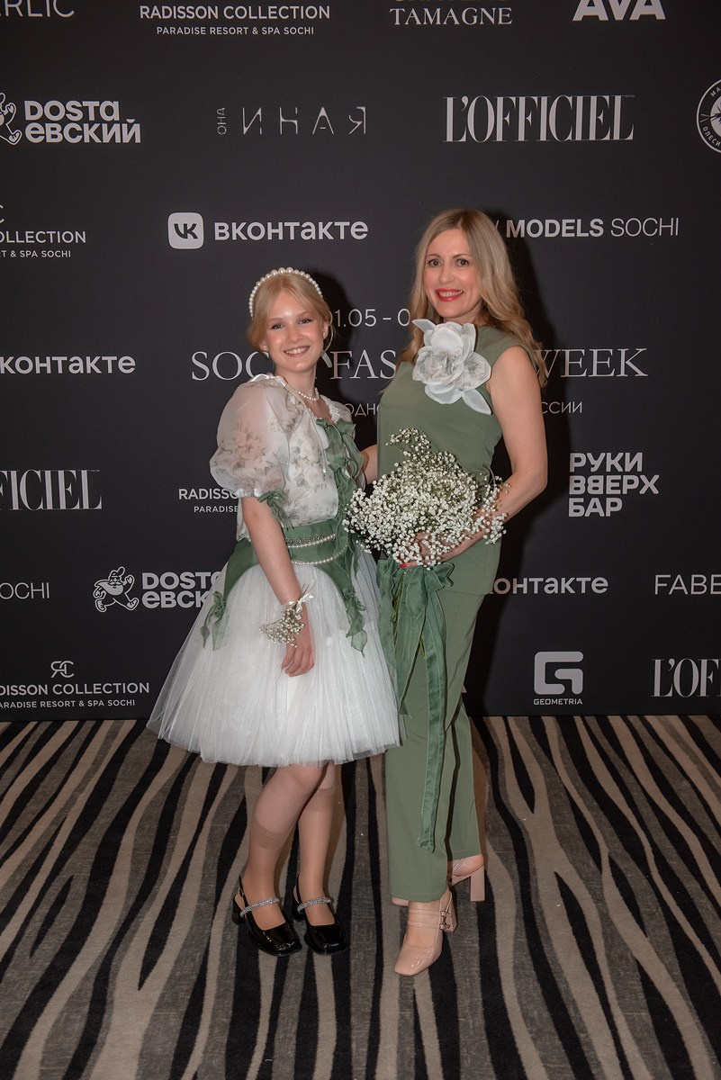 SochiFashionWeek2024 дизайнер Анохина. Семейный и коммерческий фотограф в Сочи Александр Бодунов