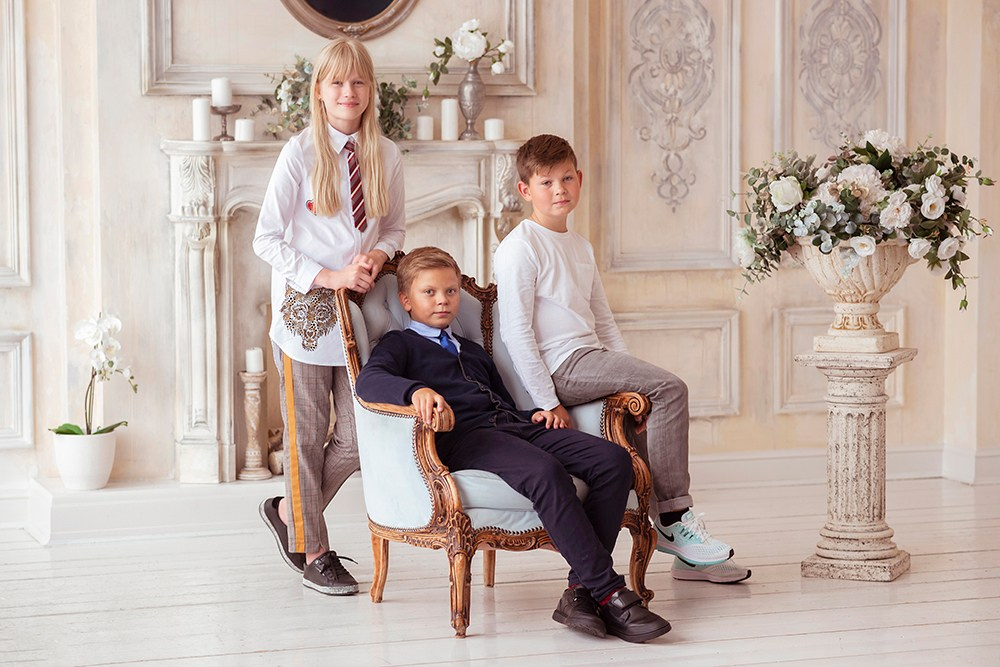 В школе. Выпускные альбомы СПБ. Фотограф в Садик и Школу