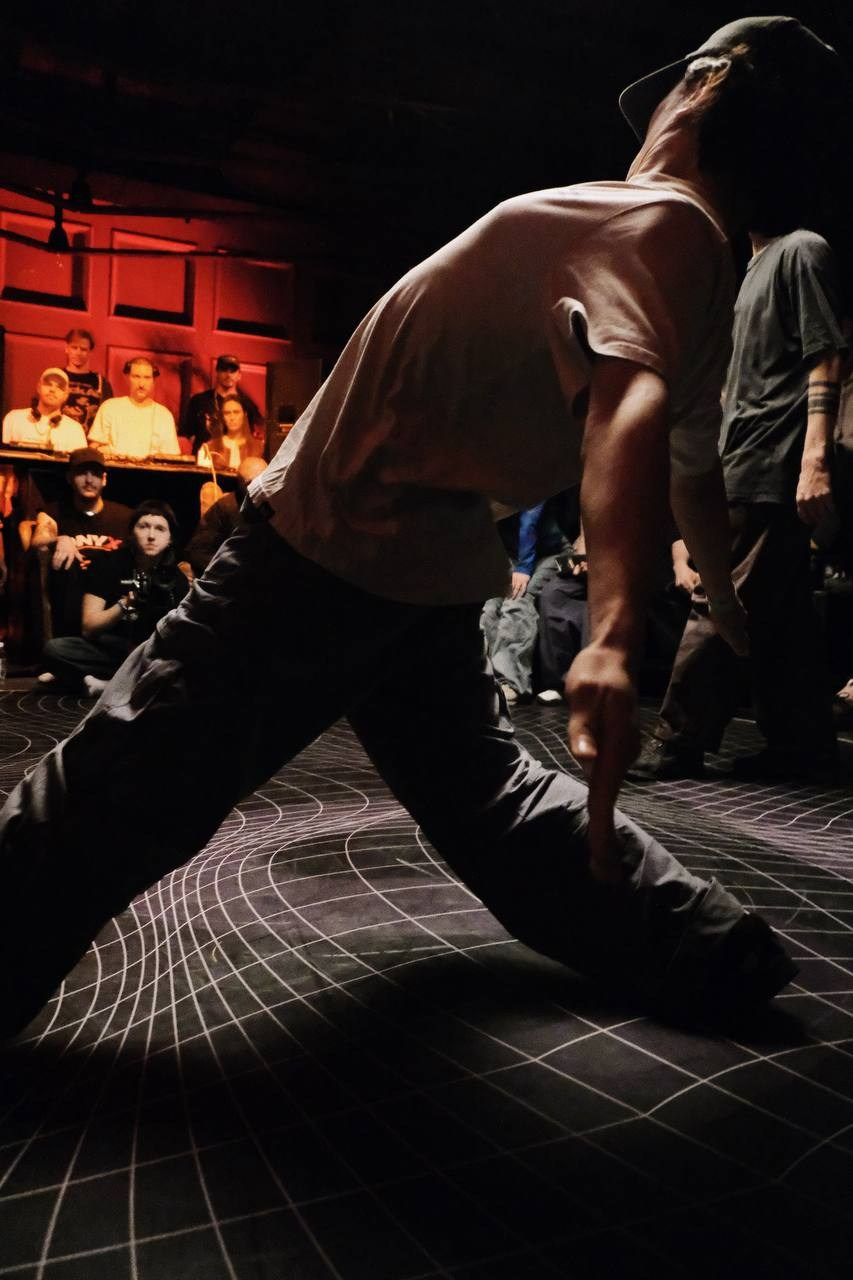 Танец. Аня белка — художница и фотограф