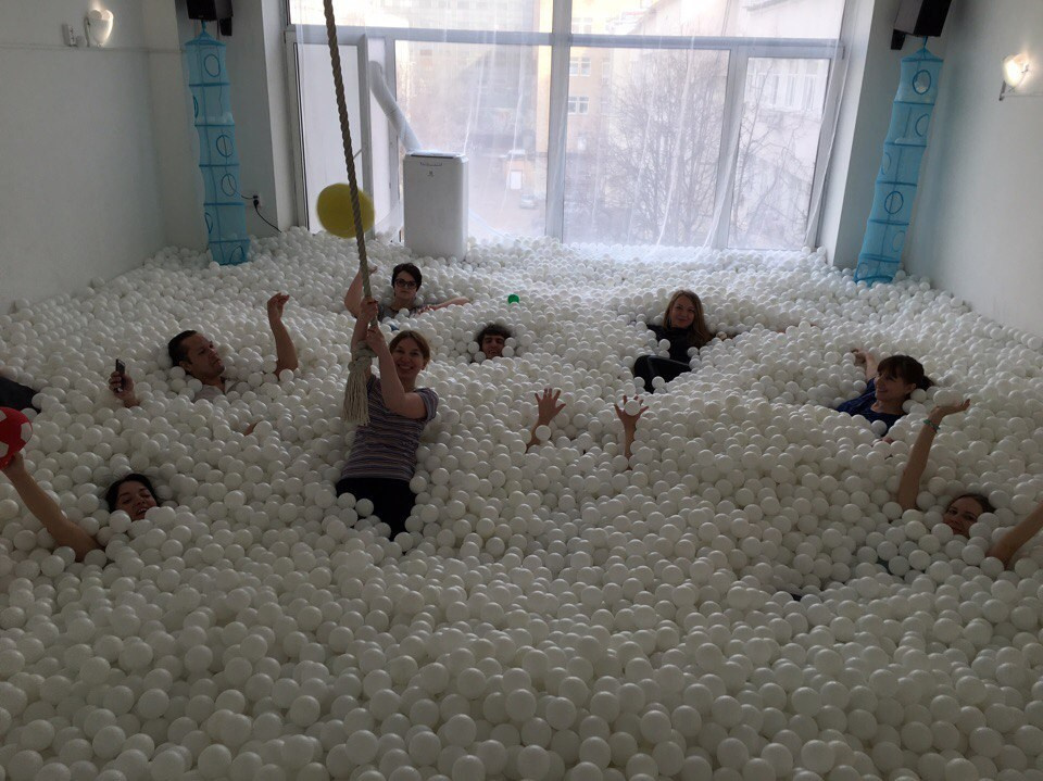 Сухой бассейн H2Ball |12.03.2017. Галерея Фантим