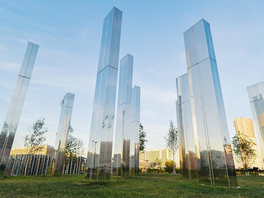 Фотосессия в ландшафтном парке Москвы — ухоженные газоны и декоративные пруды