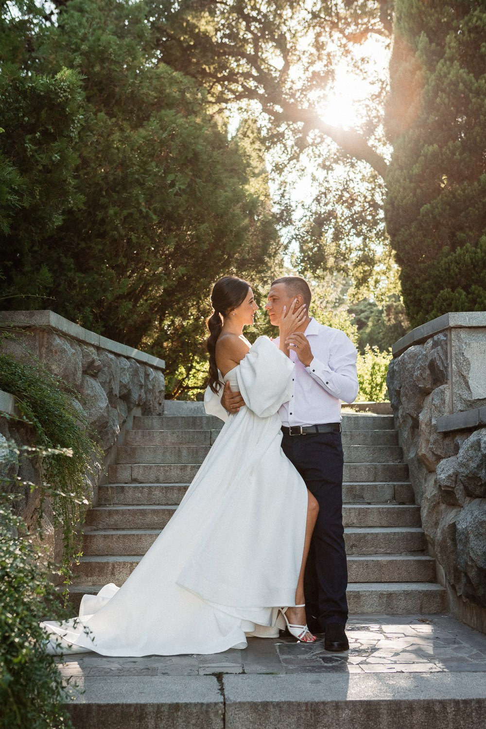 Николай и Юля — Свадебная фотосессия в Форосском парке. Свадебный фотограф, фотосъемка в Крыму, Севастополе, Симферополе, Ялте