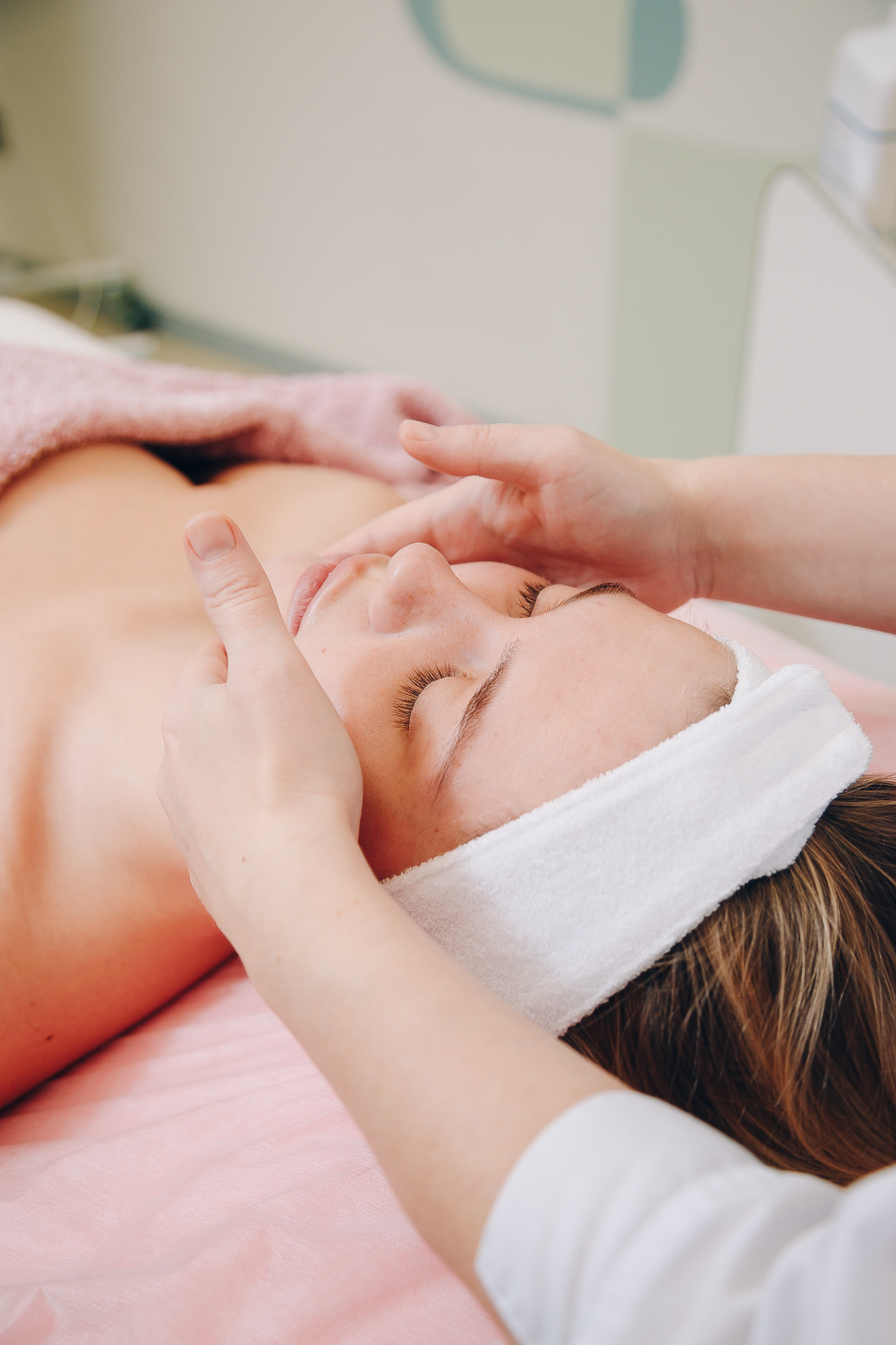 Косметологическая клиника. Cheeelsa.ru