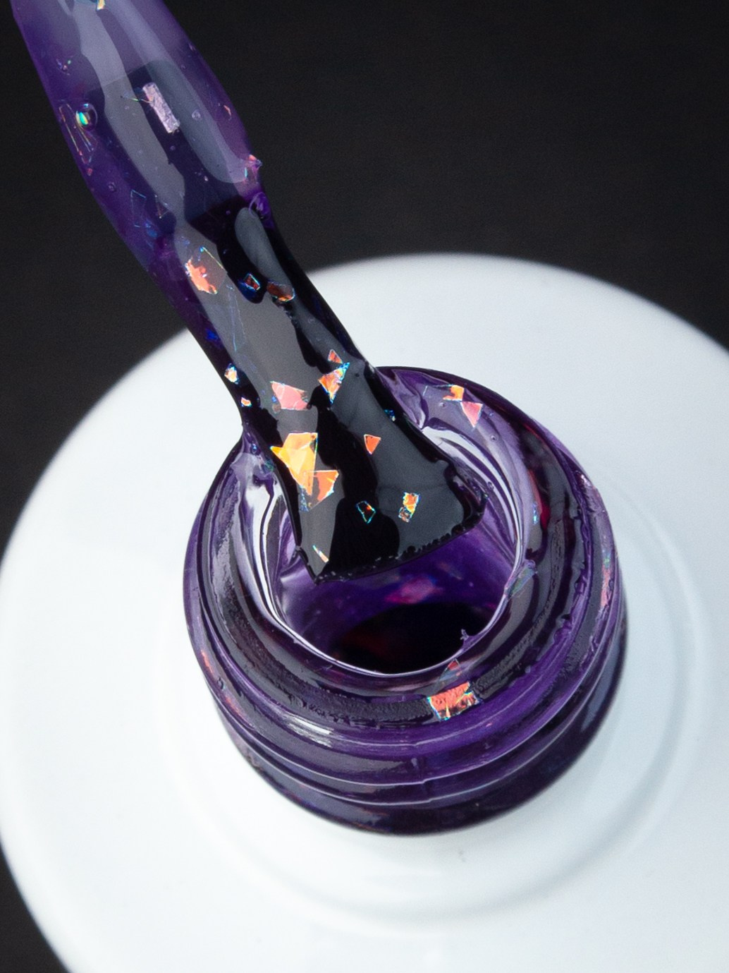 Kira на чёрном. Александр Стряпунин — предметный фотограф в Улан-Удэ