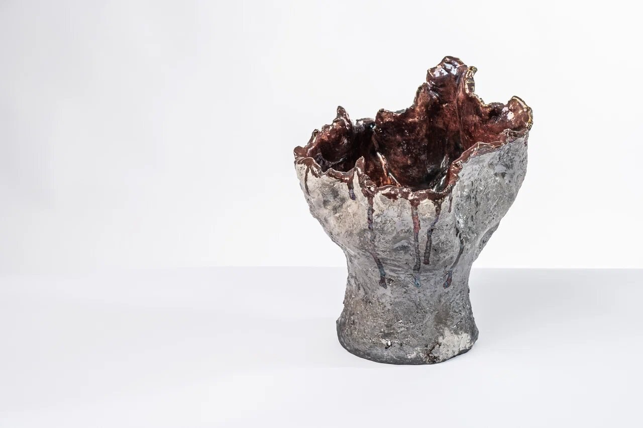 Ваза «Огонь внутри». Арт-керамика Катерины Жизневской