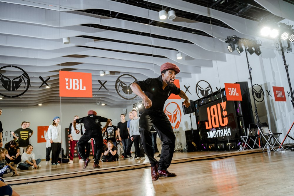 Dance Week JBL x PREDATORZ. Репортажный и свадебный фотограф в Москве