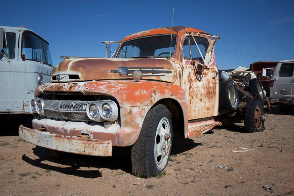 Ретро- авторазборка, США, 2013. Фотограф Василий Буланов