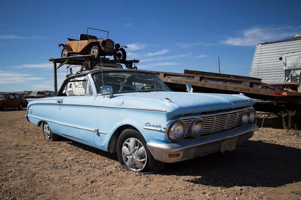 Ретро- авторазборка, США, 2013. Фотограф Василий Буланов