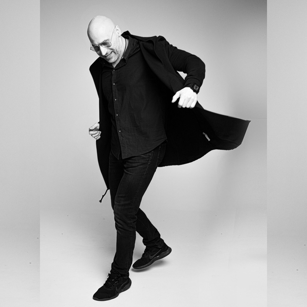 Ведущий на праздник в Москве / Денис Аганин