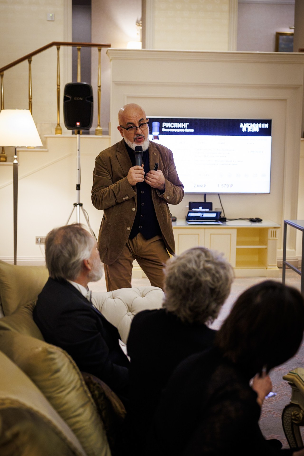 НГ с Винным Клубом. Репортажный и предметный Фотограф в Москве