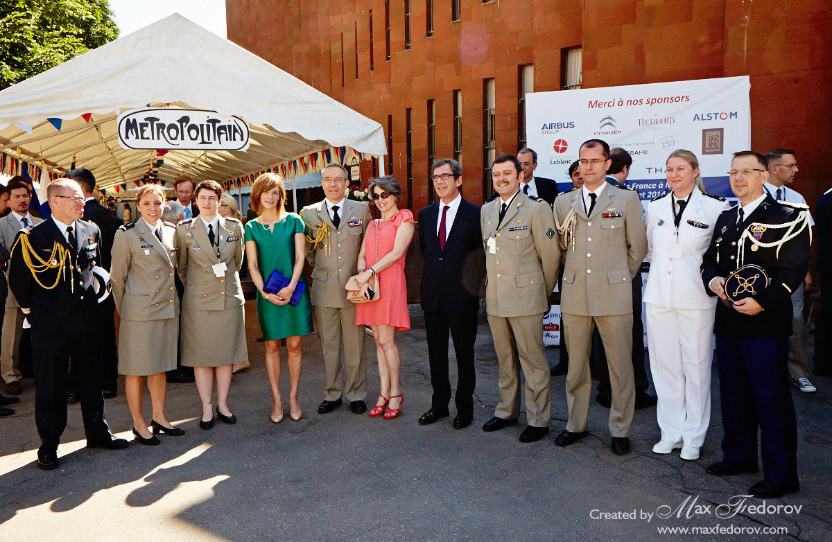 День Независимости в посольстве Франции. Фотохроника для следующих поколений