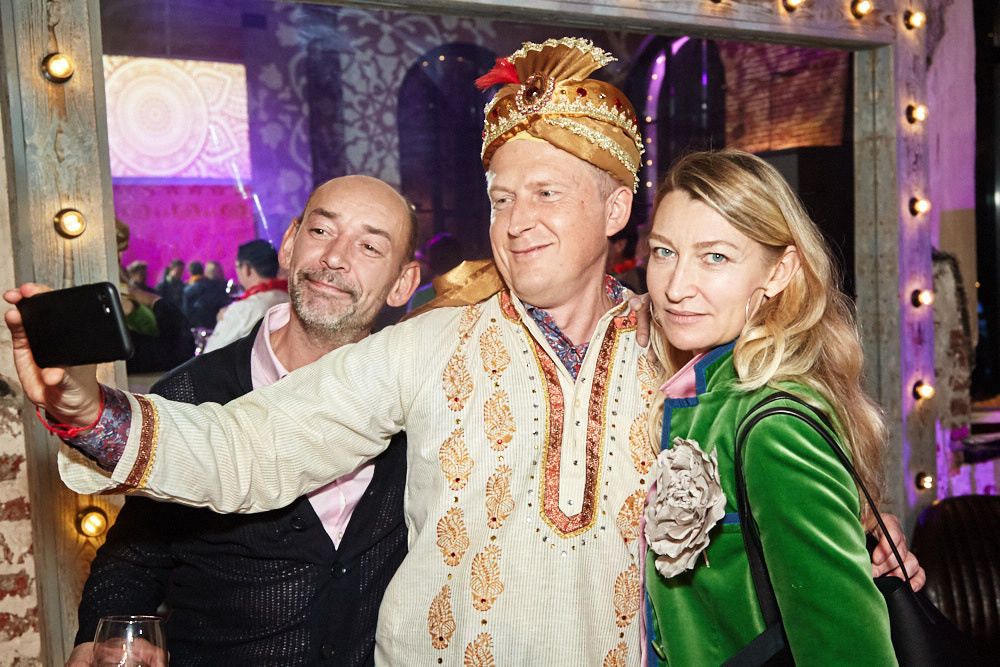 Private party. Dress Code — India. Фотохроника для следующих поколений