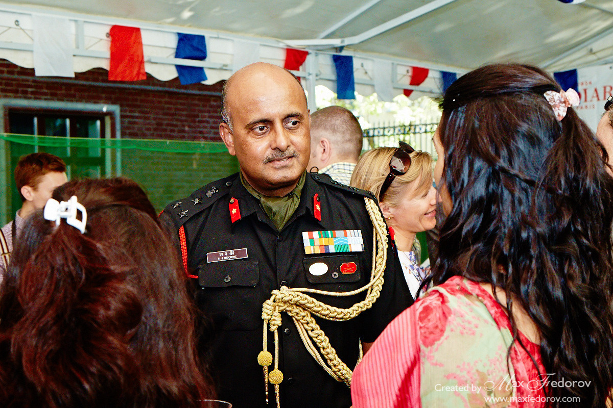 День Независимости в посольстве Франции. Фотохроника для следующих поколений