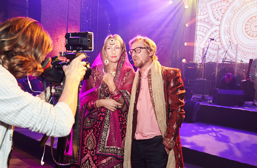 Private party. Dress Code — India. Фотохроника для следующих поколений