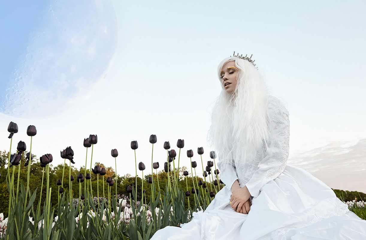 Вторая дочь царя Мидаса. Фотохроника для следующих поколений