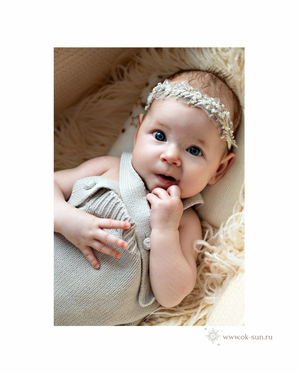 Фотосессия девочки в 2 месяца в стилистике newborn