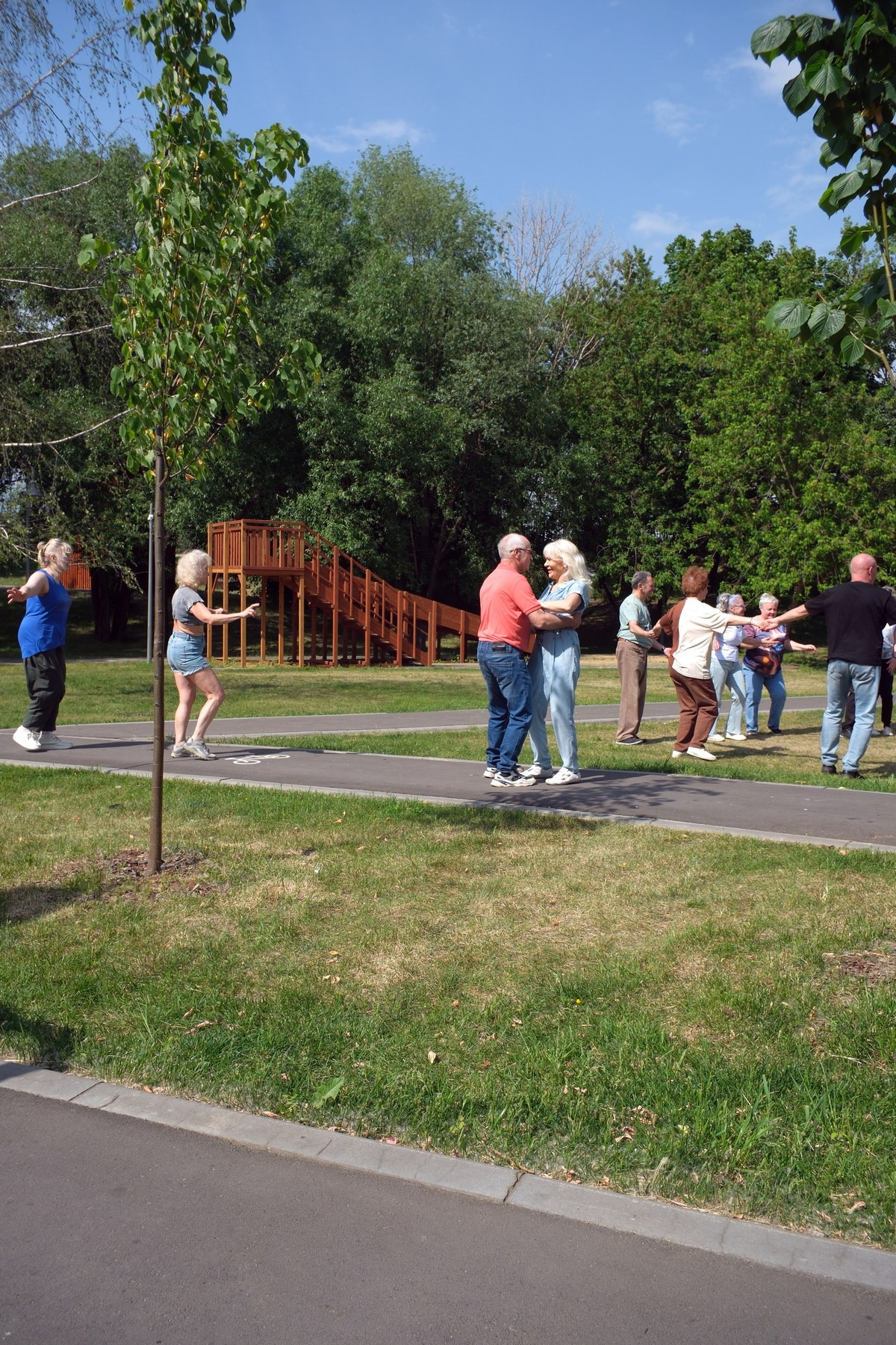 31.05.2025. Покровский парк. Активное долголетие. Улица, люди, жизнь…