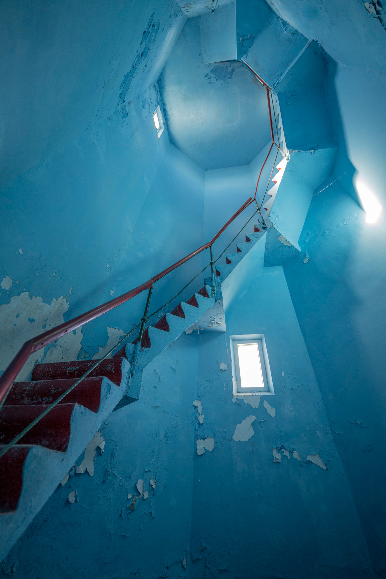 Анна и маяк. Фотограф Сергей Танков