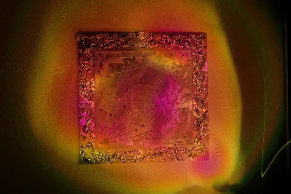 Пороги. Елизавета Иванова — независимый куратор, культуролог, исследователь художественных практик, художник