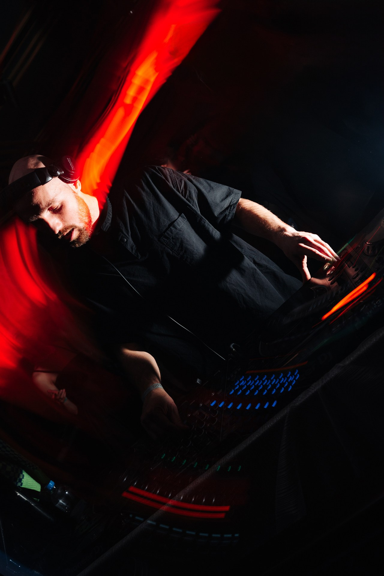 CAVA disco. Портретный и репортажный фотограф в Санкт-Петербурге Максим Пашков