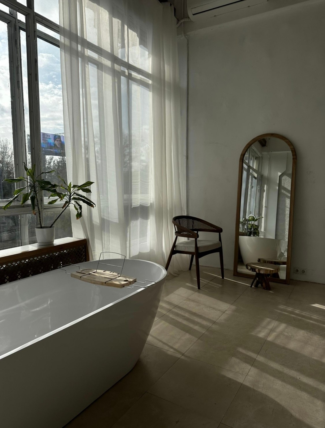 Locations for photo shoot. Nude and Fine art photographer in Moscow Anna Fors