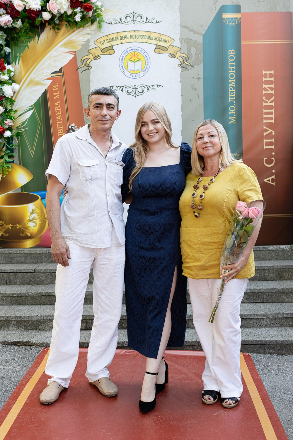 Фотосъёмка выпускного в школе. Свадебный фотограф, фотосъемка в Крыму, Севастополе, Симферополе, Ялте