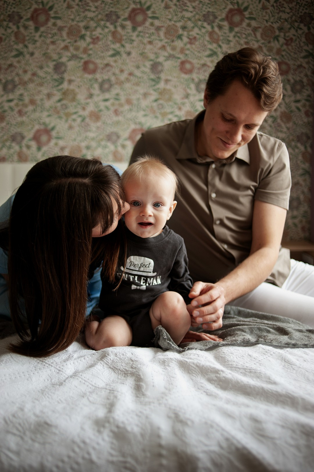 Мама, папа, Андей, Настя, Кирилл и кот. Ваш семейный фотограф