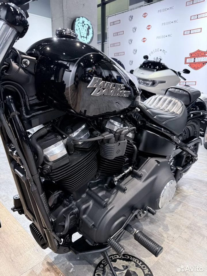 Купить Harley-Davidson 2020 Street Bob (Cobra) (Softail/Dyna) — подробнее на сайте. Hello Davidson, Москва. Только хорошие мотоциклы…