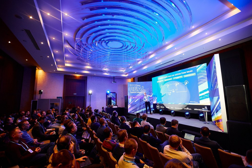 Фотосъёмка мероприятий. Репортажный фотограф в Минске Владимир Чурносов