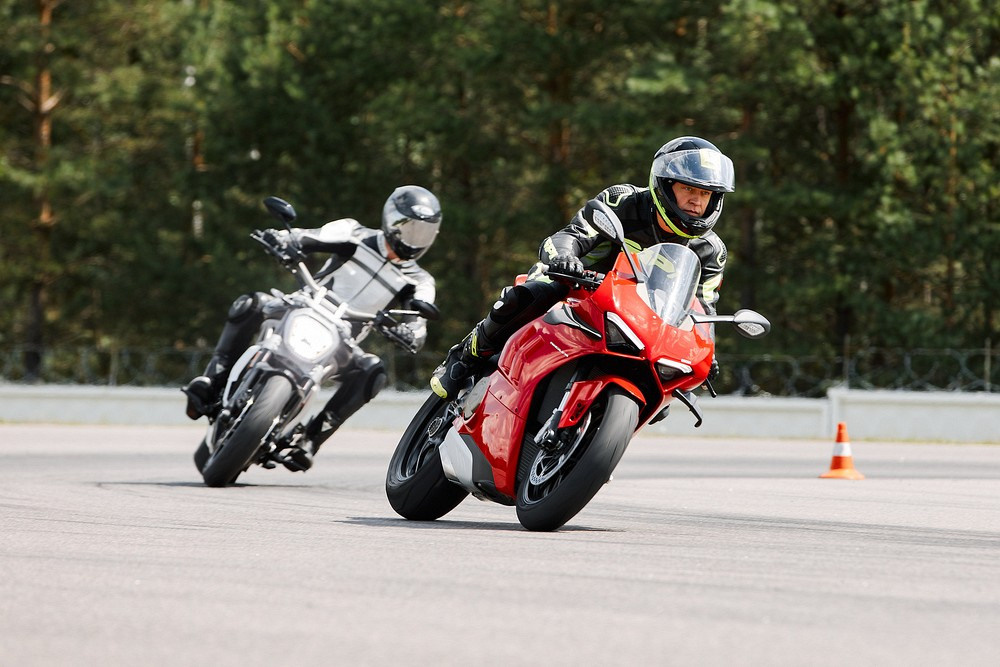 Фотосъёмка мероприятий. Репортажный фотограф в Минске Владимир Чурносов