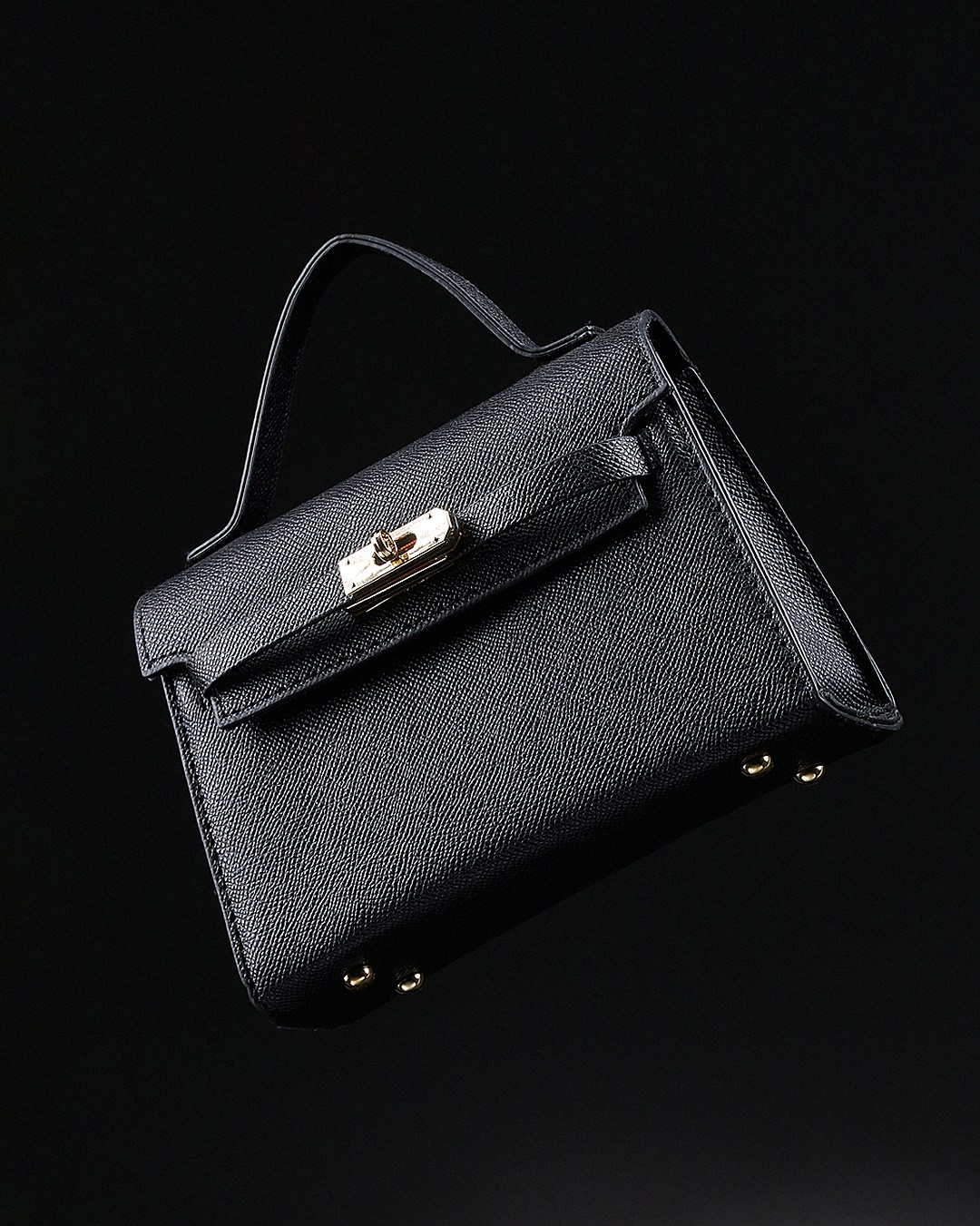 ГАРДЕРОБ БАЗА. Контент для маркетплейсов и соцсетей. Фото и видео съемка