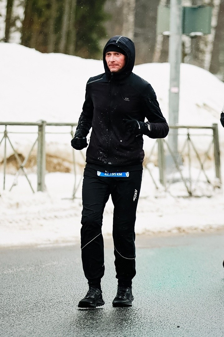 Марафон «Дорога жизни» 2024. Роман Капилюшов. Бег. Фото. Видео. г. Люберцы