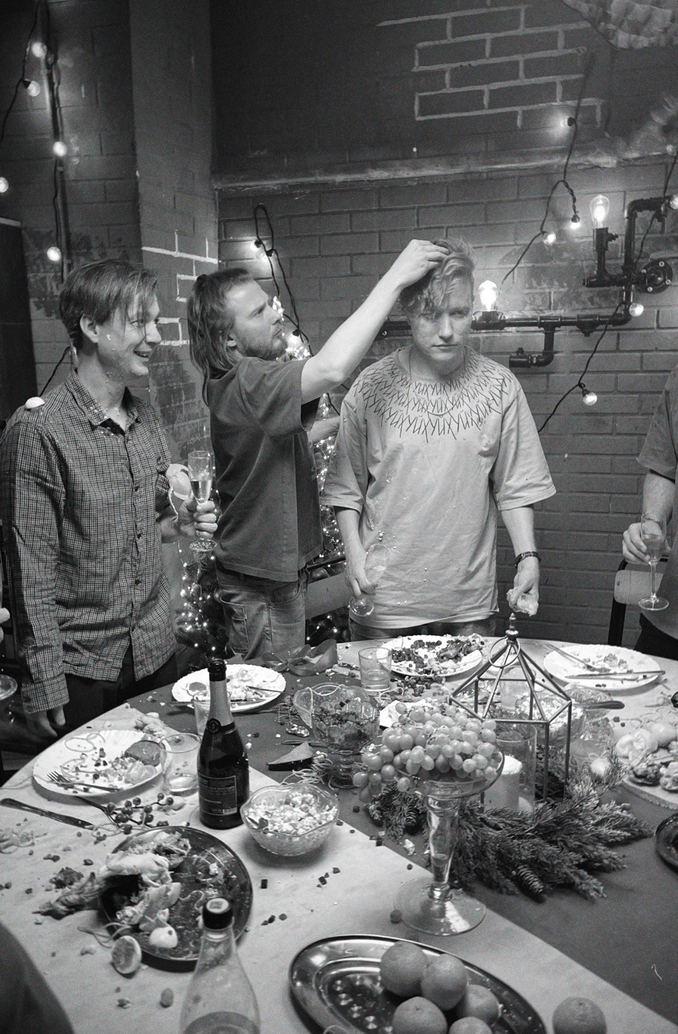 CHAYKA BAND — NEW YEAR CLIP BACKSTAGE. Фотография для артистов