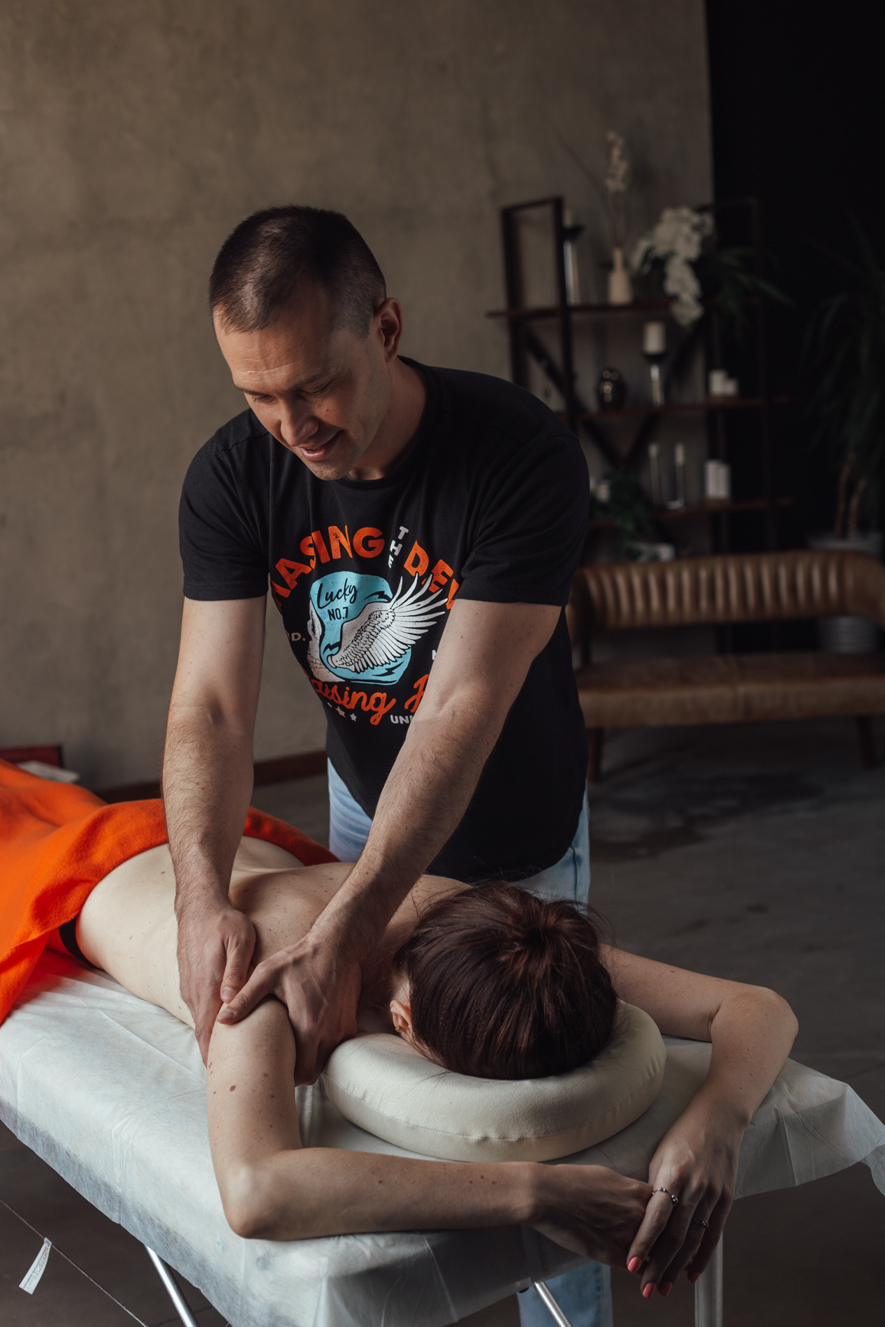 Массажист l Ростов-на-Дону. Фотограф SMM Ростов-на-Дону Анна Краснова