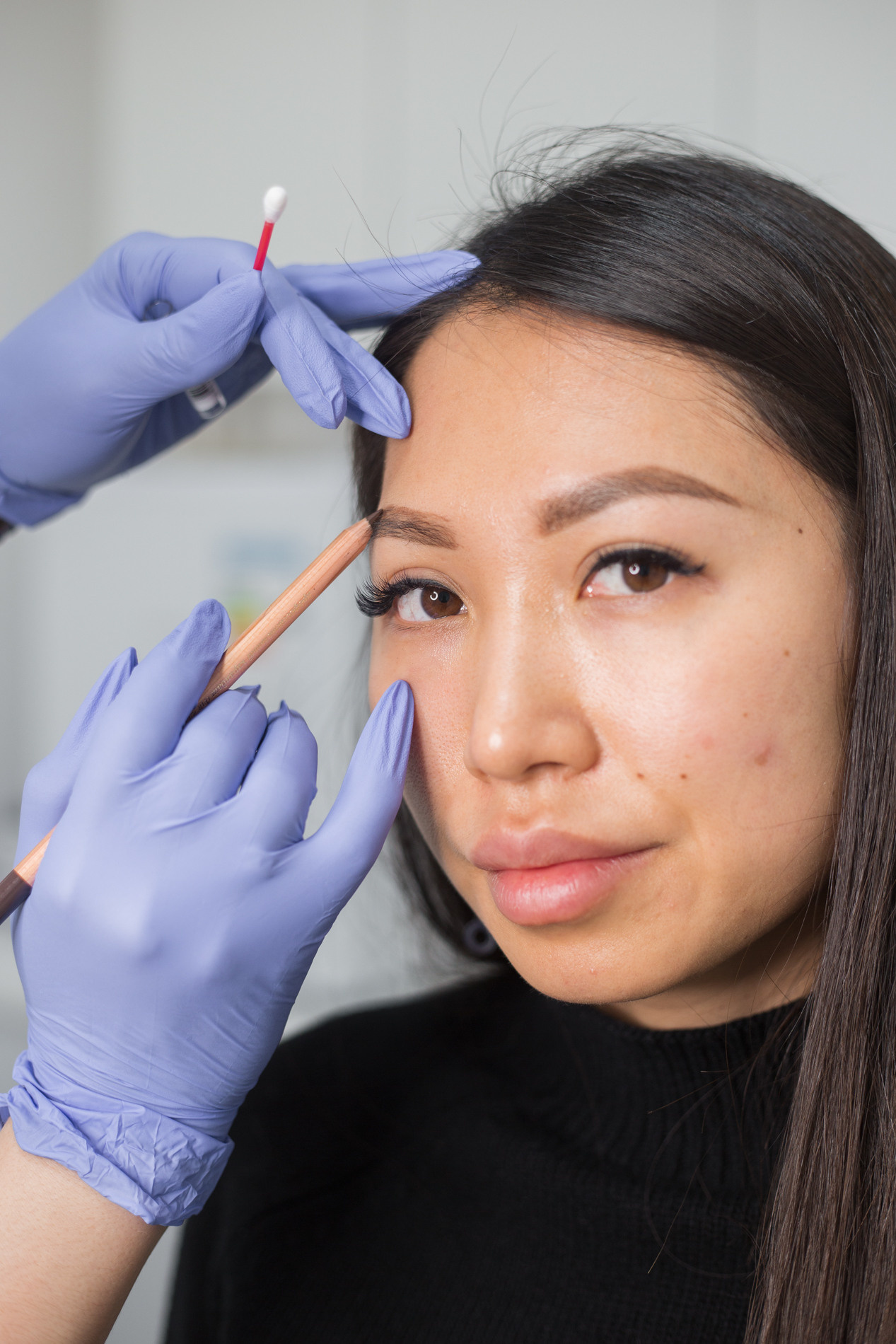 Мастер татуажа. Фотограф SMM Ростов-на-Дону Анна Краснова