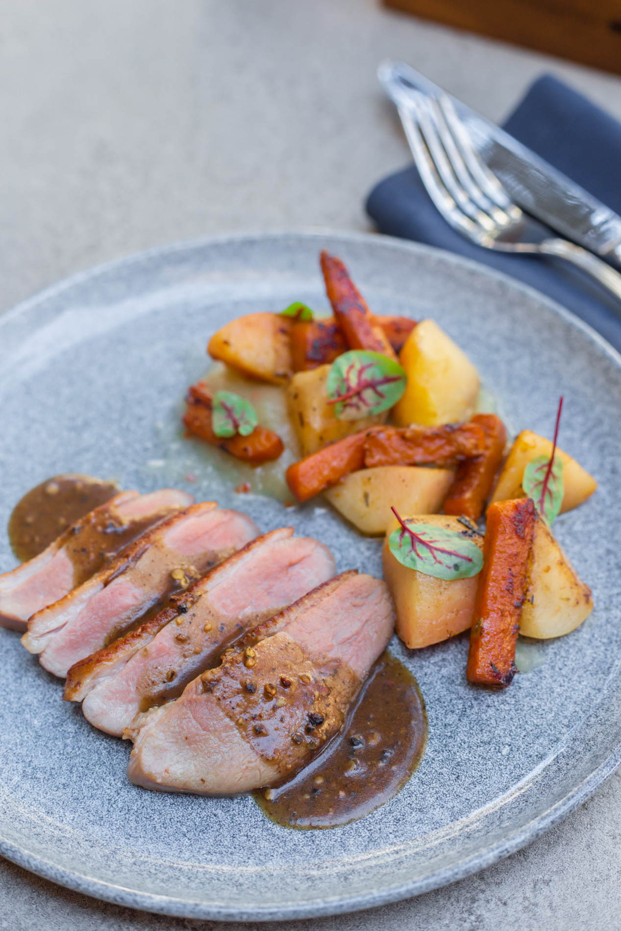 Ресторан «Olivier Bistro». Фотограф SMM Ростов-на-Дону Анна Краснова