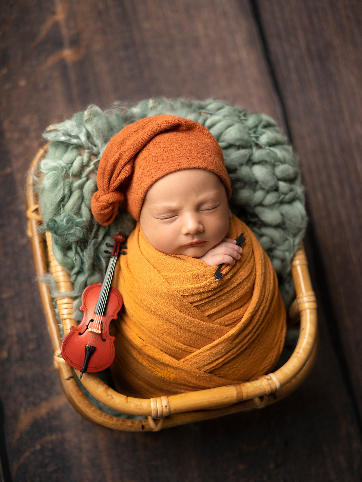 Newborn. Фотограф новорождённых в Казани Нейля Гильмутдинова ньюборн