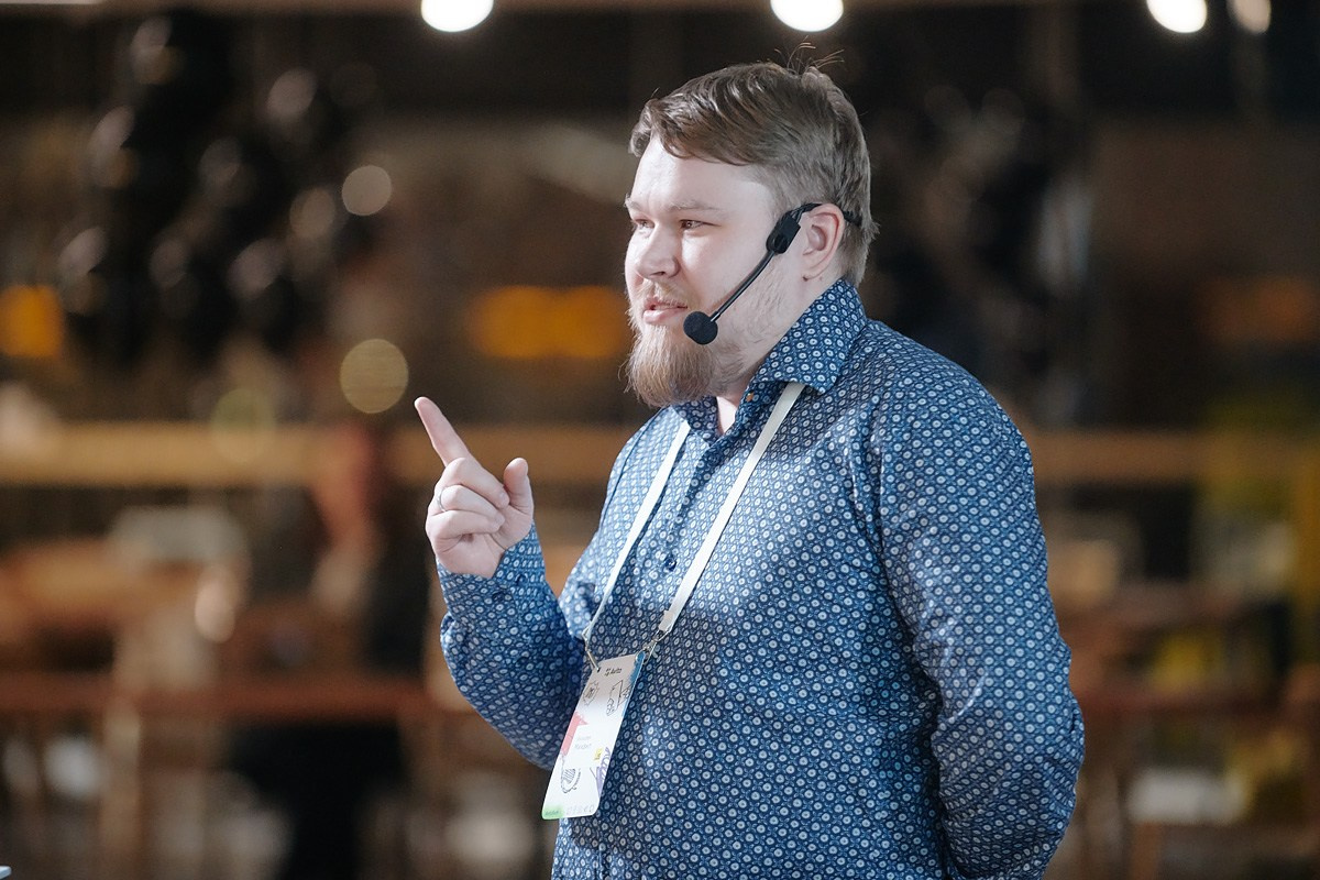 Митап в Avito. Репортажный фотограф в Москве Вадим Францев