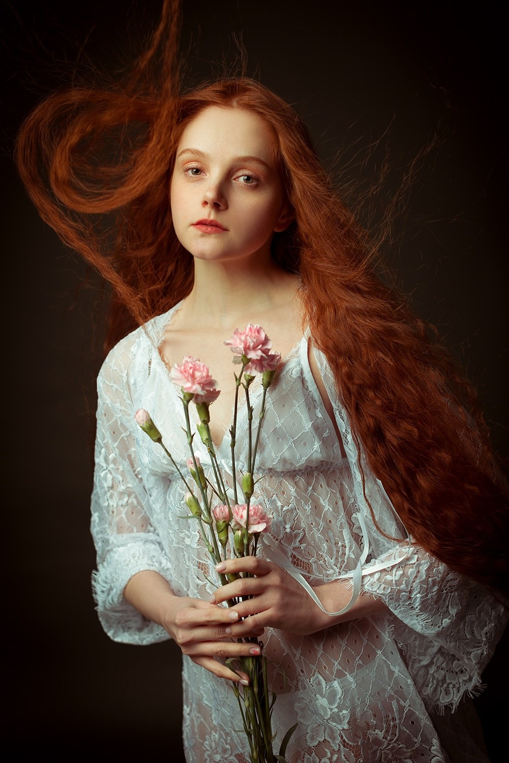 НОВЫЕ СЪЕМКИ В СТУДИИ — ОНА (ПЛАН)