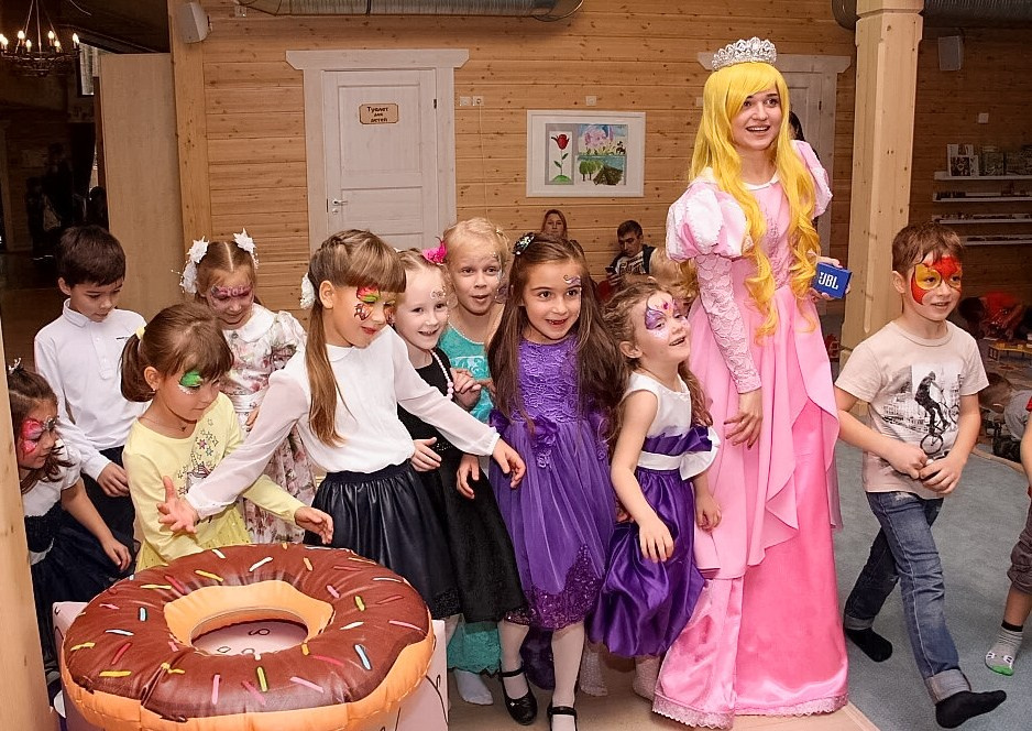 Детский праздник. Семейный фотограф Любовь Саркеева