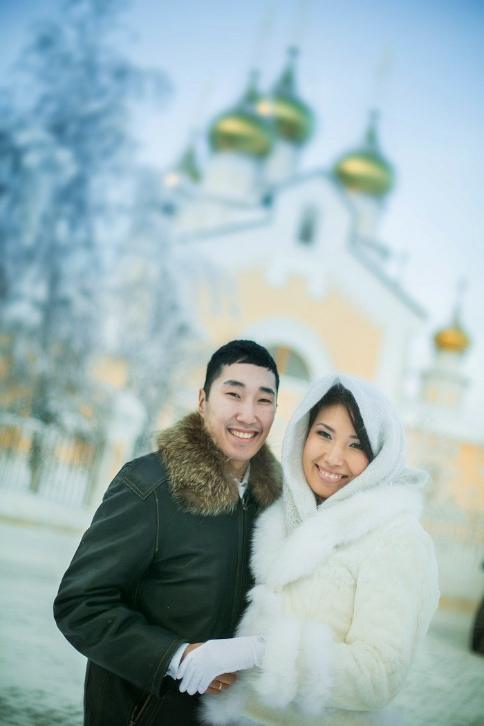 Зимнее свадебное фото. Фотограф Надежда Куин, Якутск