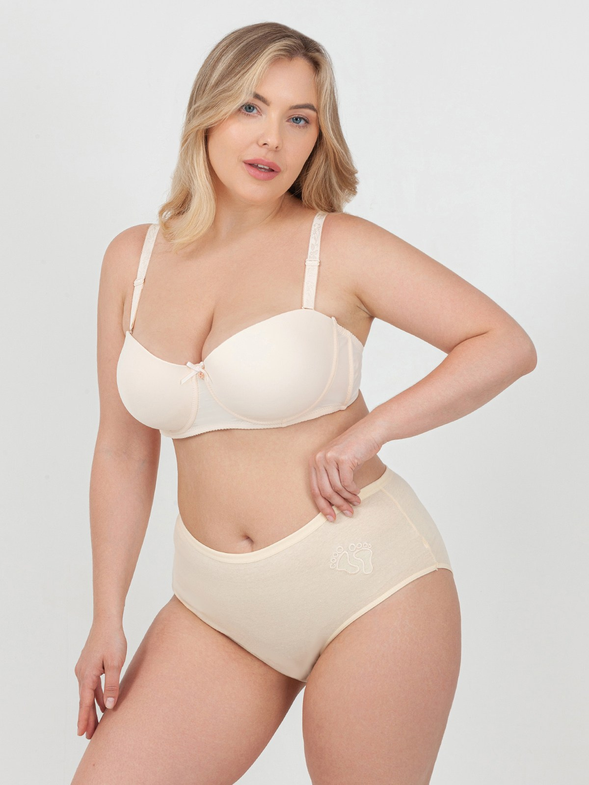 Предметная фотосъемка Москва. Михаил Папулян, каталожная съемка. Сборные фотосъёмки в Москве. фотосессии одежды.фотограф