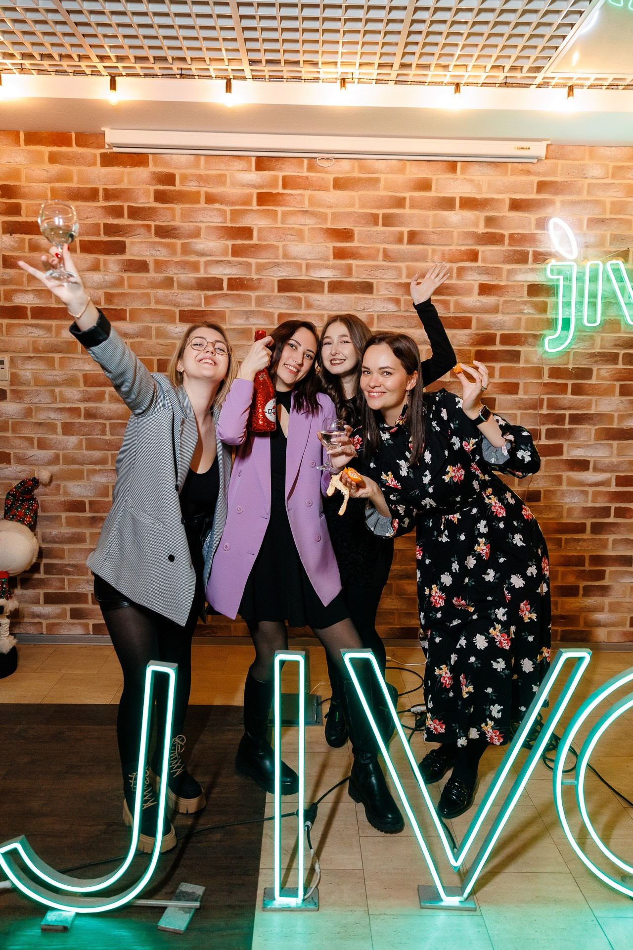 Корпоратив JivoSite. Фотосъёмка для бизнеса — предметное фото, репортаж с мероприятий, портреты людей, съёмка интерьера и экстерьера