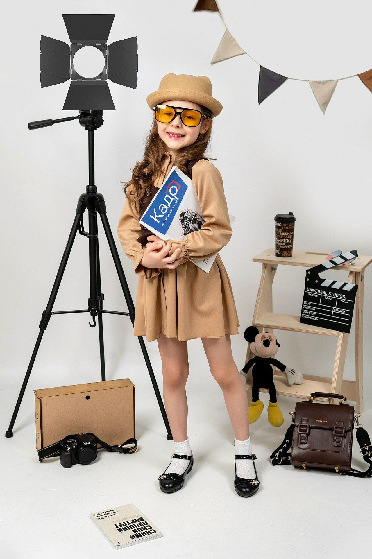 Фото с девочкой модницей лучший подарок родителям на память о детстве своего чада.