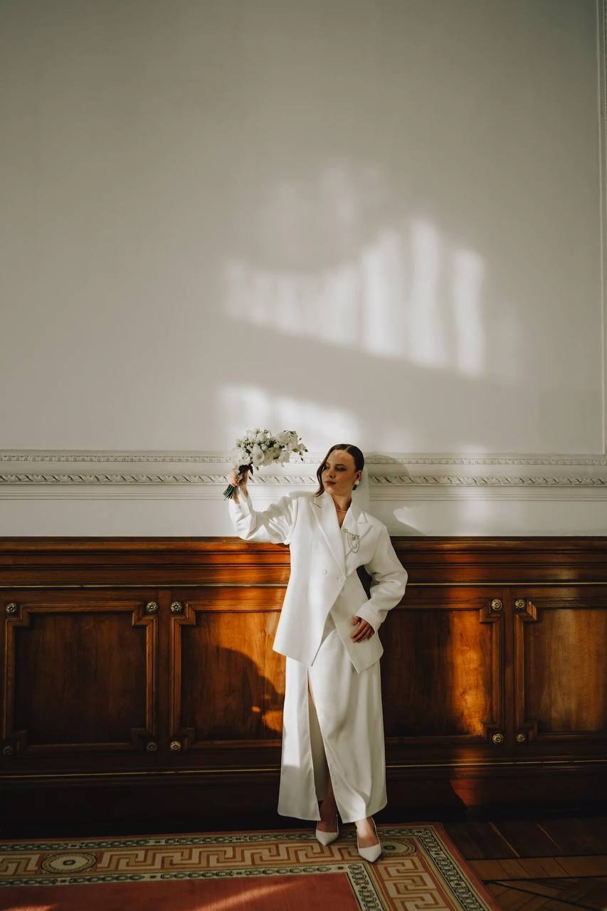 30|08|25. On Emotions агентство