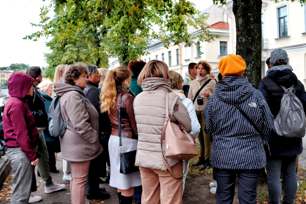 Экскурсия «Пешком по Крюкову каналу» (15.09.22) Автор: Наталия Белякова