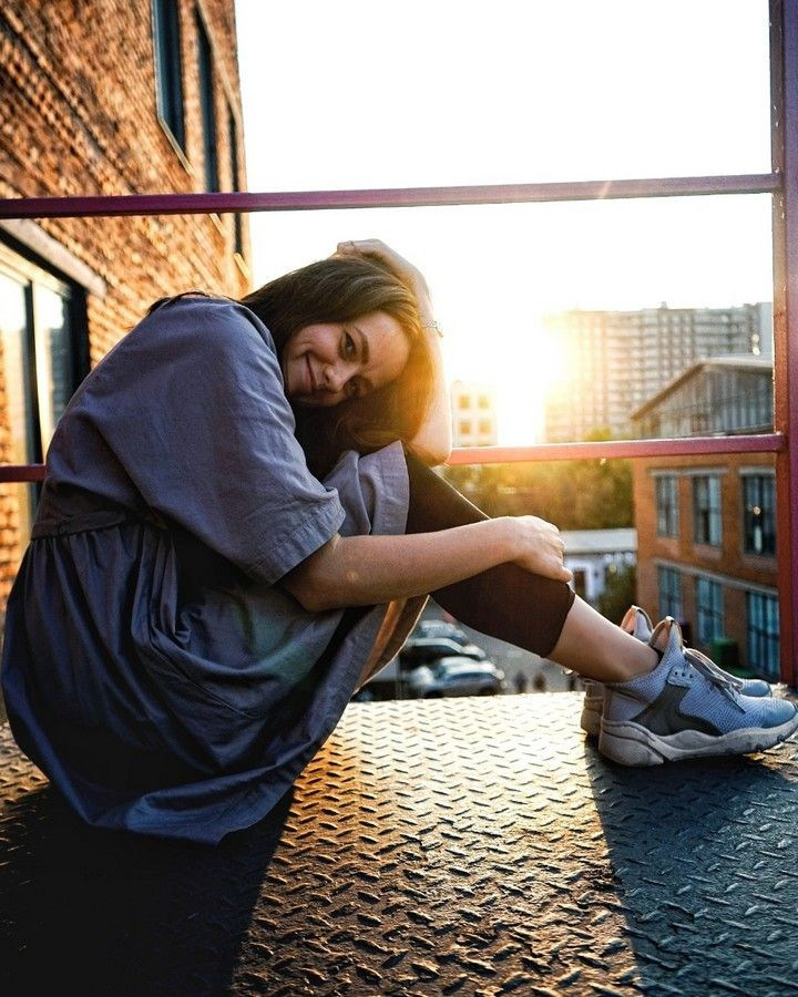 Фотосъемка у московского дома — фактурные стены и лестницы